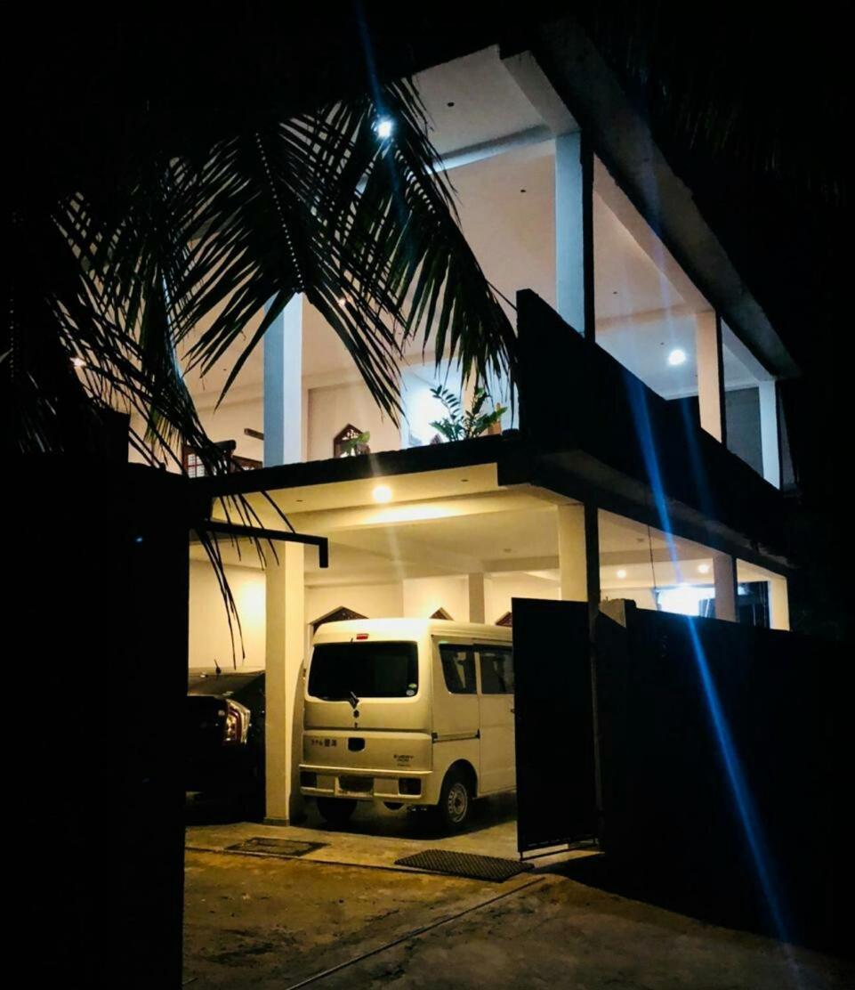 Mama'S Hostel Ахангама Экстерьер фото
