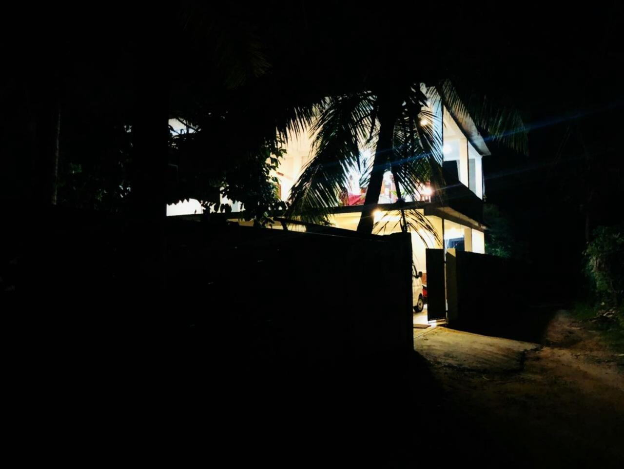 Mama'S Hostel Ахангама Экстерьер фото
